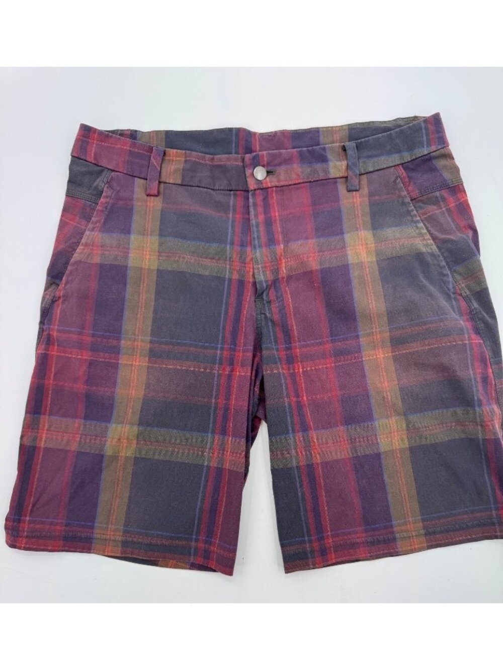 Lululemon Mens Plaid Pattern Shorts With Belt Loops & Back Pockets Multicolor Si